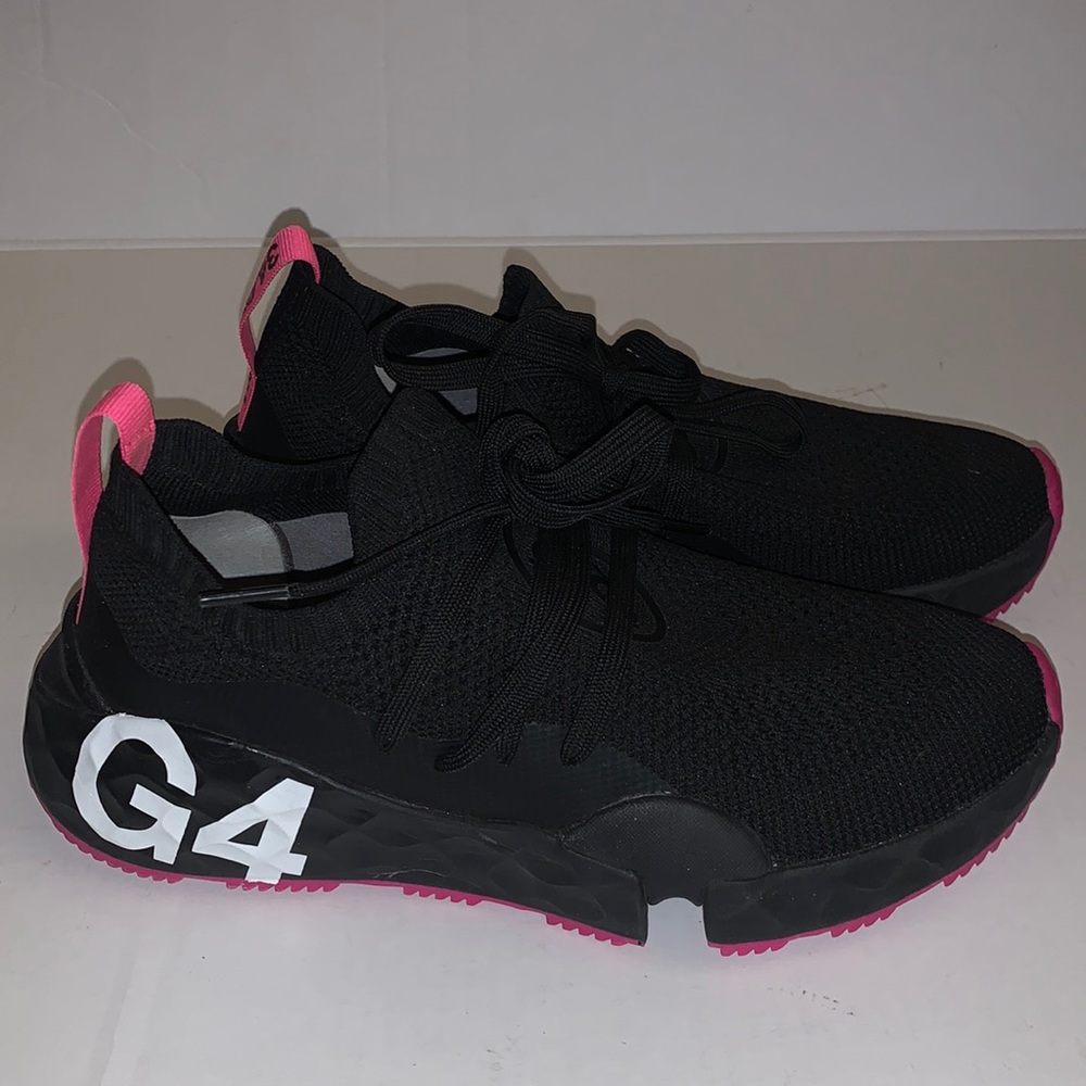 Women’s G/FORE G4 sz 9.5 shoes